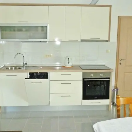 In Starigrad-paklenica 34902 * スタリグラード