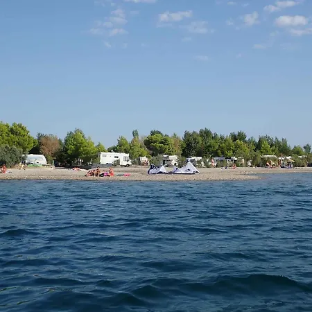 In Starigrad-paklenica 34902