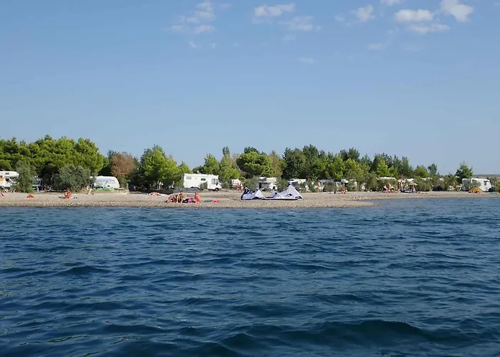 In Starigrad-paklenica 34902